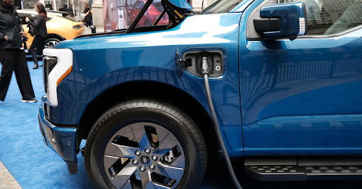 ford-aims-to-boost-ev-sales-new-benefits-program